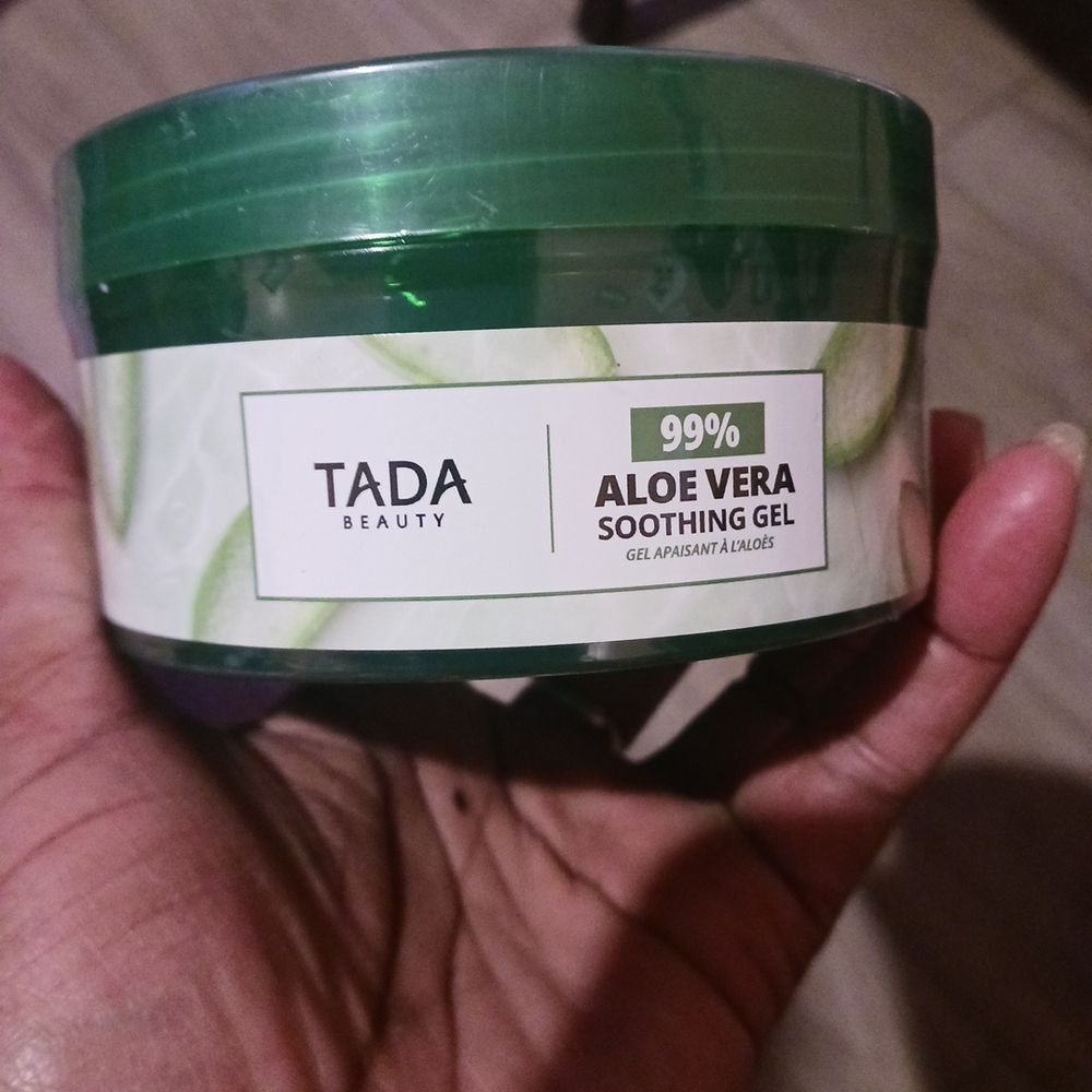 TADA Beauty Aloe Vera Soothing Gel